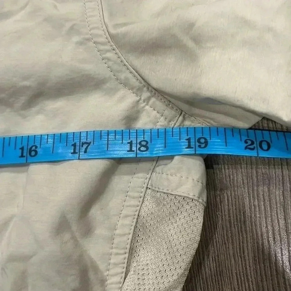 [M]L.L.Bean  Women Hiking/Outdoor Cream Mesh Vented L/S Shirt - Picture 6 of 9